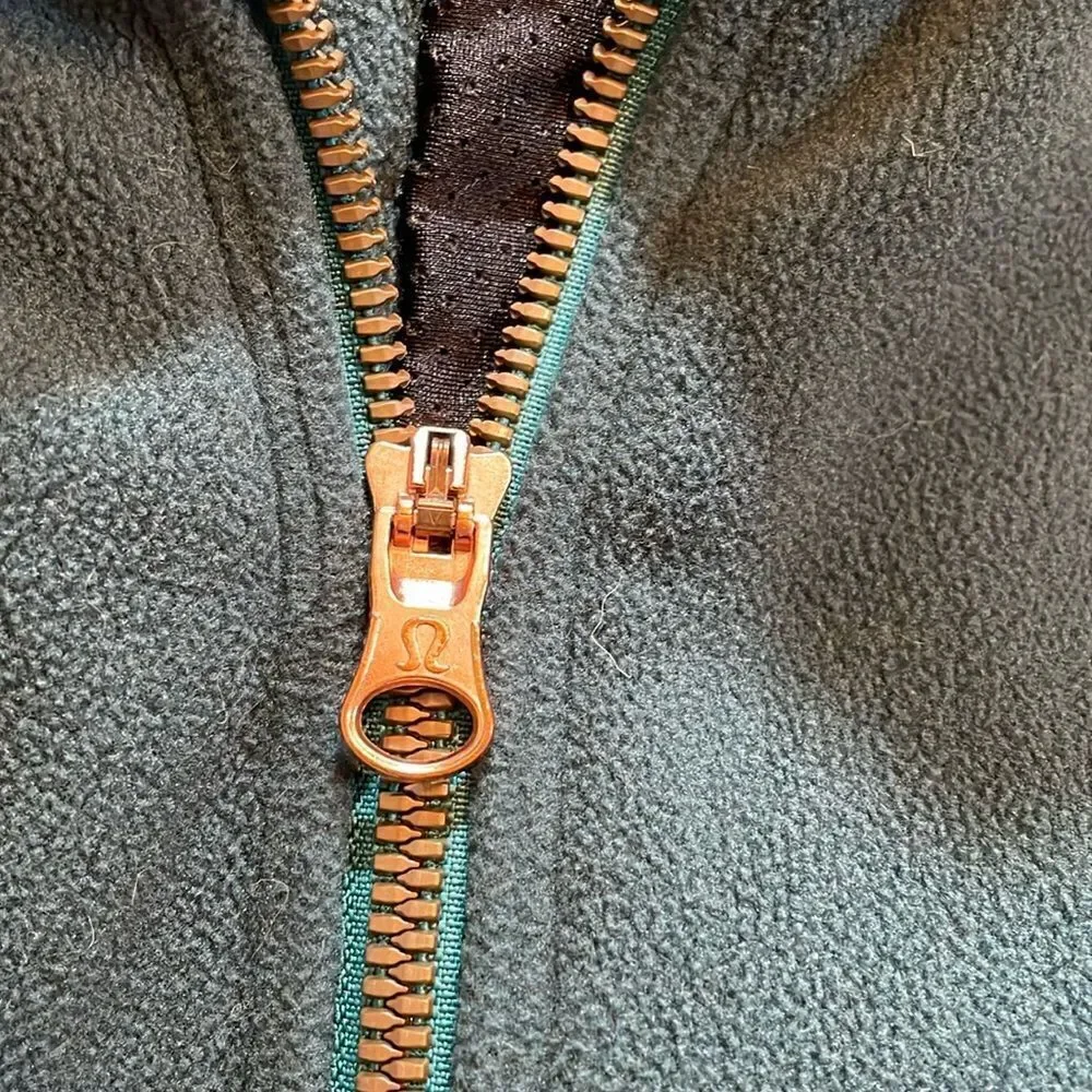 Lululemon Fleecy Keen Jacket in Fuel Green - Picture 4 of 5